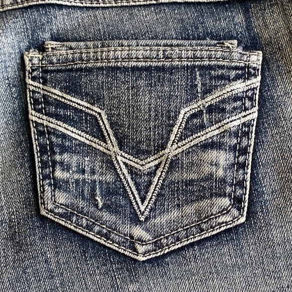 Vigoss Destroyed‎ Cuffed Capri Jeans Sz. 7 Juniors - Picture 6 of 12